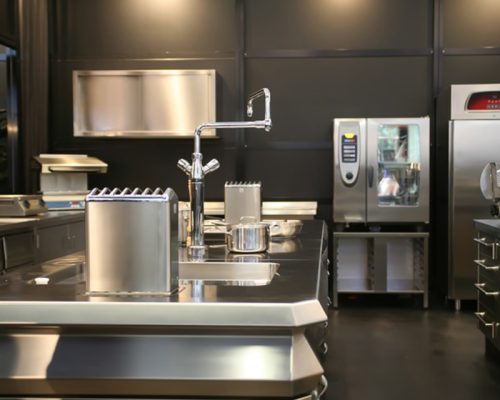 Ventajas-del-mobiliario-en-acero-inoxidable